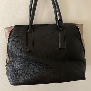 Leather tote